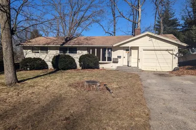 65 Rockcrest Dr 1
