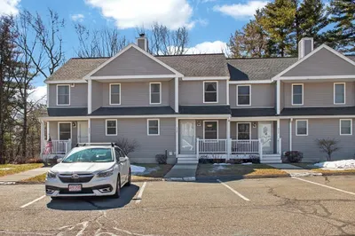 213 Bayberry Hill Ln #213