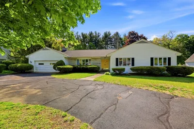 1303 Plumtree Rd 1