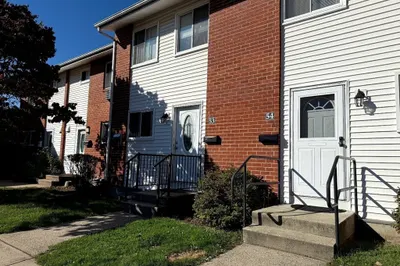 53 Farnum Dr #53 1