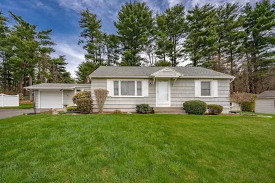 51 Laroche St 1