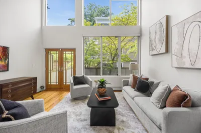 16 Ellery Square 1