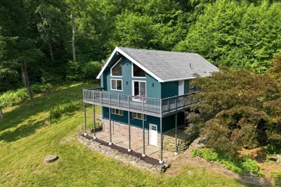276 Old Gilbertville Road 1