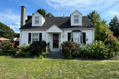 129 Edgewood Ave