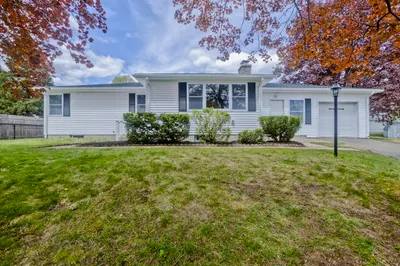 32 Carter Dr.