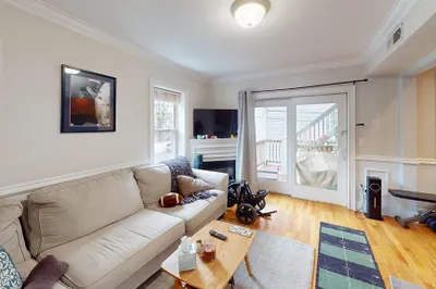 120 D St #2 1