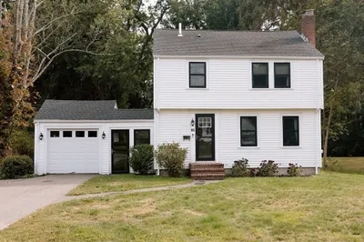 66 Prospect St 1
