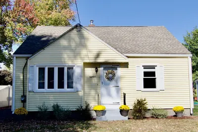 18 Barton St