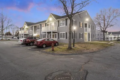 450 Somerset Ave #609