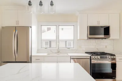 31-33 Underwood Ave #31