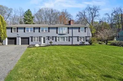 13 Canterbury Rd