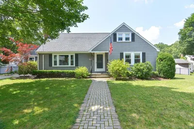39 Edward Ave 1