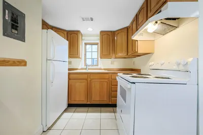 88 Winthrop St. #3