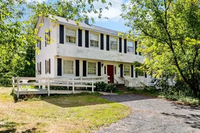 125 Bayview Ave