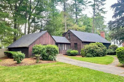 33 Lynnwood Dr