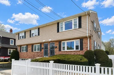 22 Chandler St #2 1