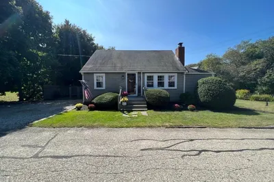 99 Saginaw Ave 1