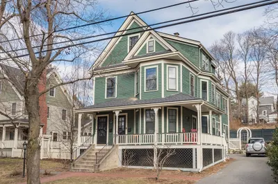 157 Westminster Ave #2 1