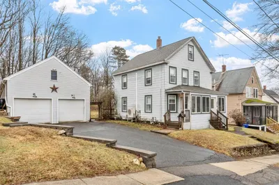 9 Fairfield St 1