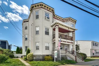 49 Lenoxdale Ave #3 1
