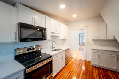 100 Chestnut Avenue #3 1