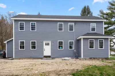 28 Ash St 1