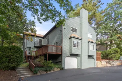 17 E. Bluff Rd #17 1