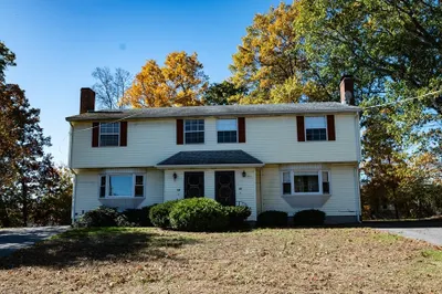 53-55 Whitewood Cir