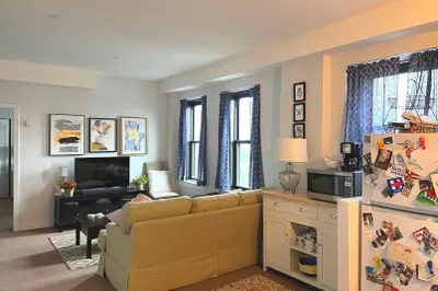 475 Commonwealth Avenue #703