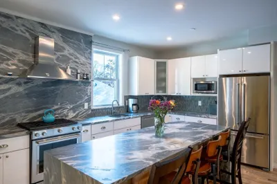 20 Granfield Ave #2