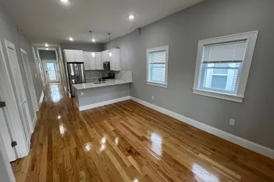 15 Harold St #3