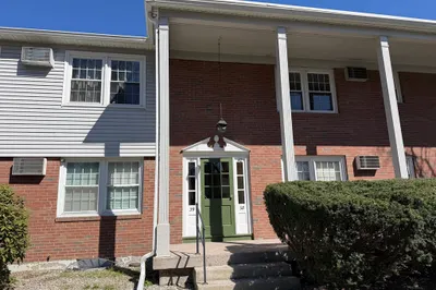 80 Brush Hill Avenue #40 1