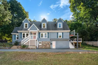 21 Lamoine St 1