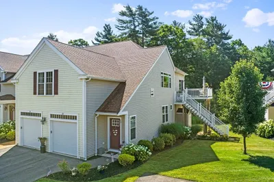 902 Main St #13 1