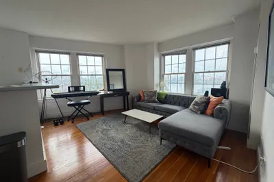 534 Beacon St #805 1