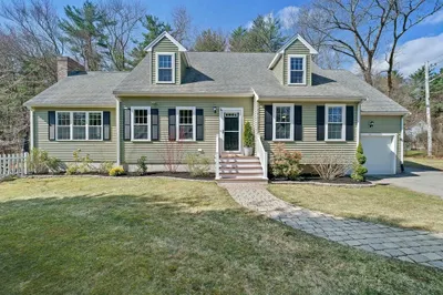 16 Farm St 1