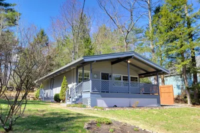 23 Iroquois Ave 1