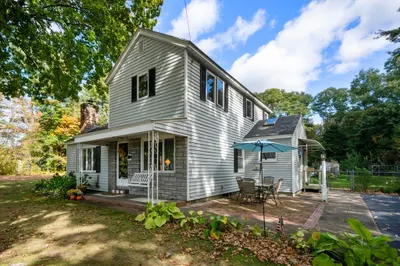 189 Woodbridge Street 1