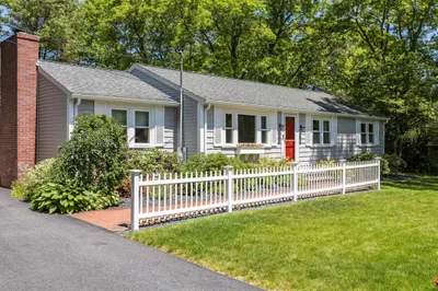 36 Sylvia Ln