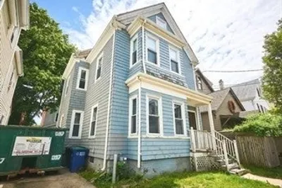 12 Perry St 1