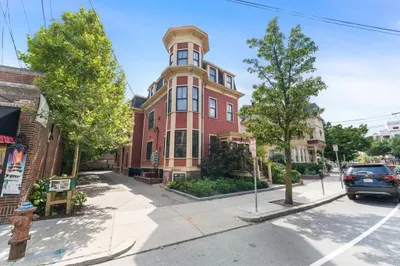 42 Bow St #5 1