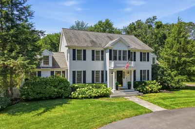 228 River St 1