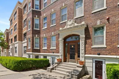 1645 Commonwealth Ave #17 1