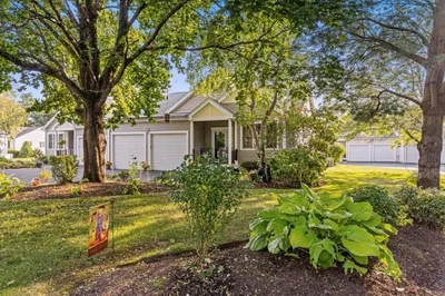 8 Chance Ct #8 1