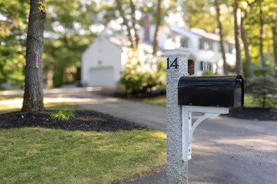 14 Briarwood Cir 1