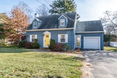 34 Hartford St 1
