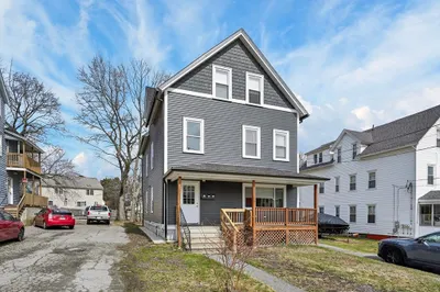 28 Ekman St #1