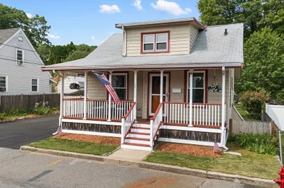 30 Edge Hill Rd