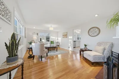 70 Farrell Road 1