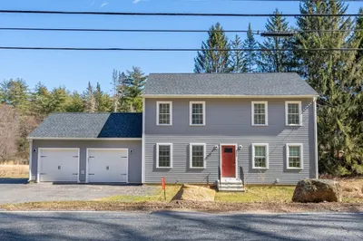 521 Brimfield Rd 1